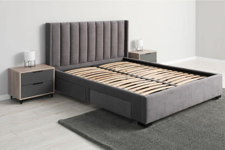 Comfortable bed with slatted bed frame